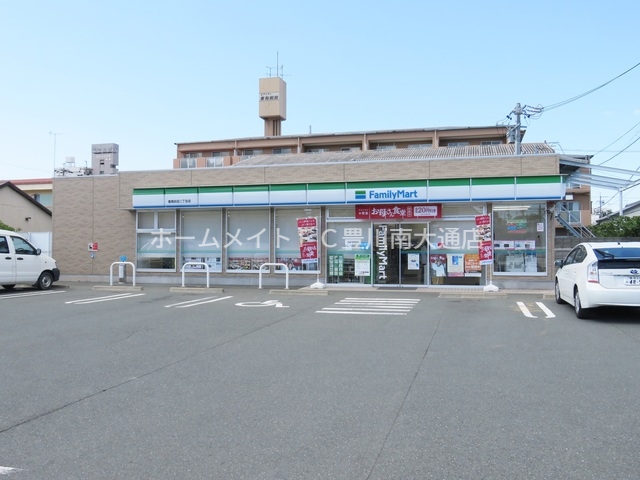 コンビニ　ファミリーマート豊橋前田二丁目店（コンビニ）まで168m
