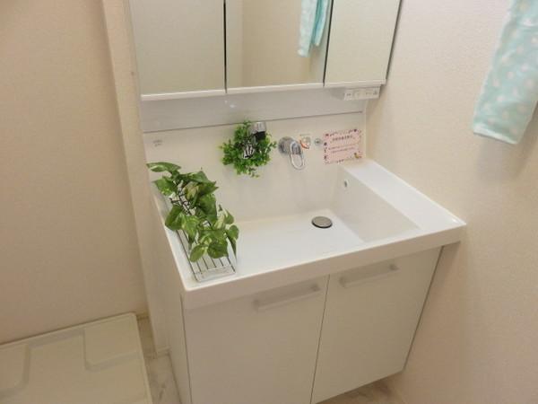 洗面設備　シャンプードレッサー！
