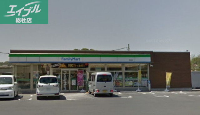 コンビニ　ファミリーマート琴浦西店（コンビニ）まで421m