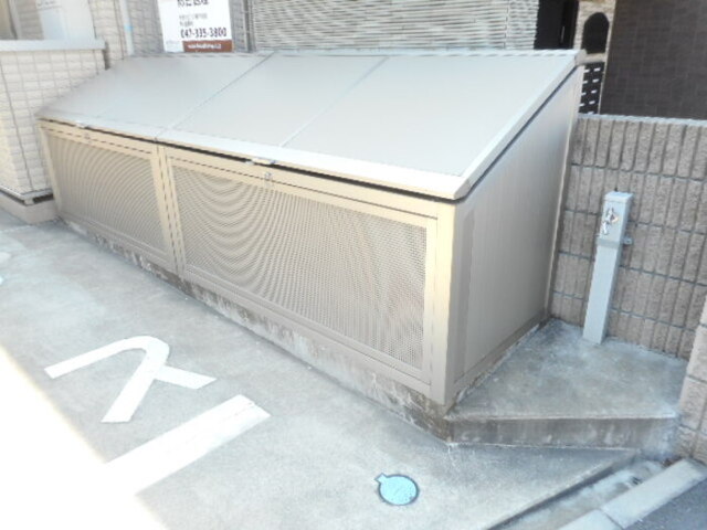 その他共有部分　入居者様専用ゴミストッカー