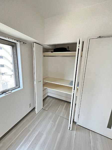 収納　※別部屋の参考写真です。