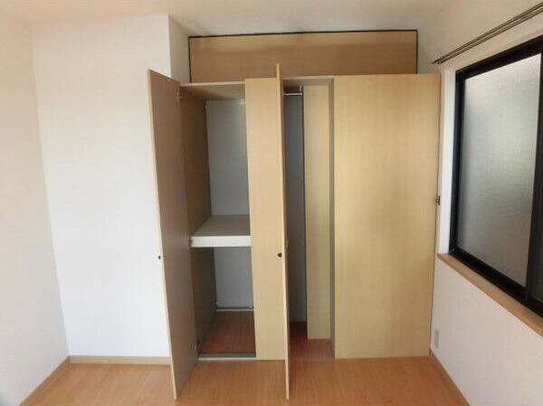 収納　図面と現状に相違がある場合には現状を優先