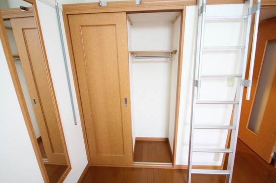 収納　※別部屋の写真です