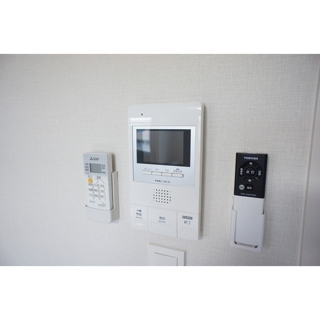 セキュリティ　防犯面に配慮したＴＶモニターホン付きです！