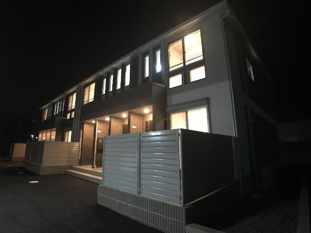 建物外観　外観写真（夜）