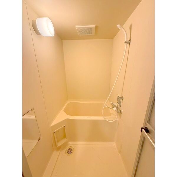 バス・シャワールーム　きれいなお風呂で快適バスタイム♪