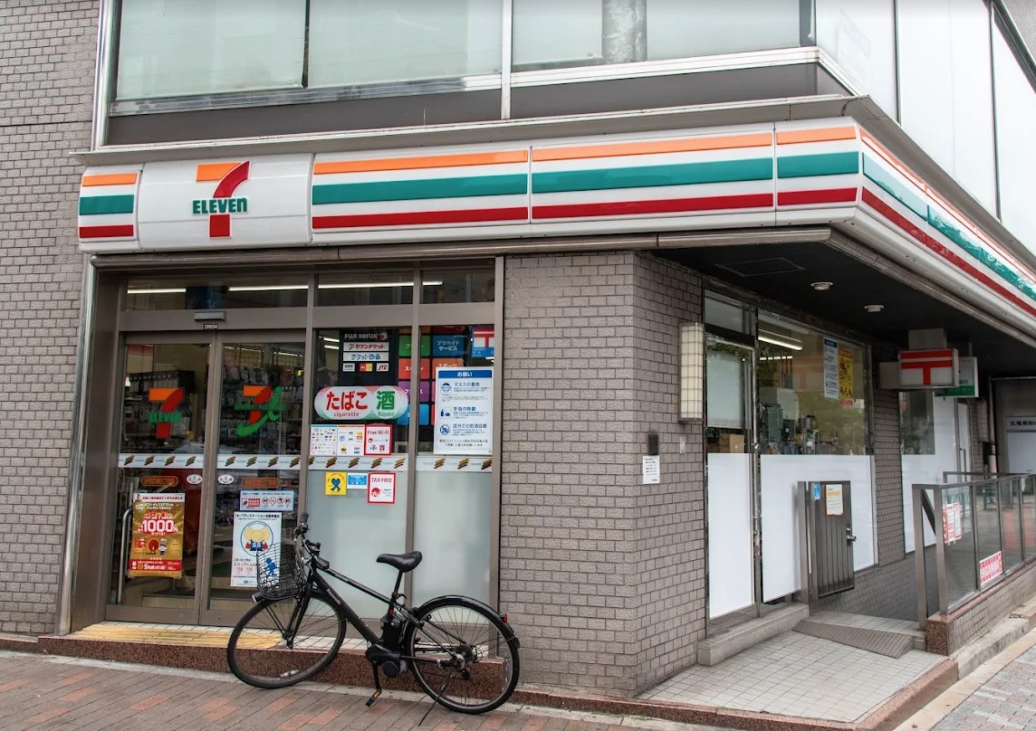 コンビニ　セブンイレブン渋谷広尾5丁目店（コンビニ）まで102m