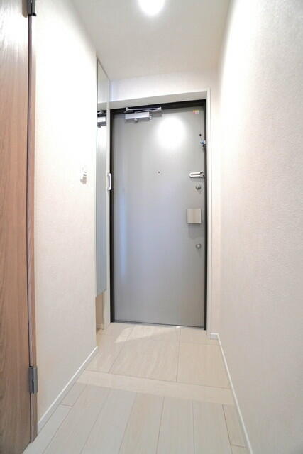 玄関　※写真は同タイプ住戸です。