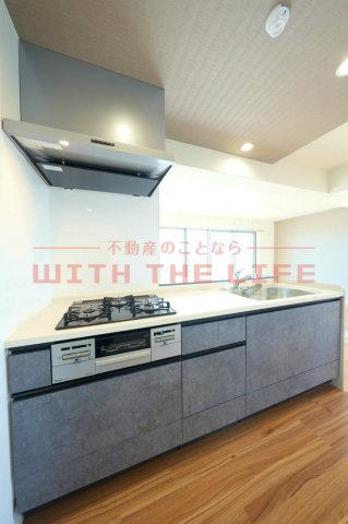 キッチン　※同シリーズ別物件の写真　※現状優先