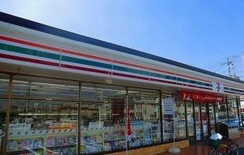 その他　セブンイレブンまで750m