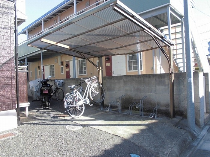 駐車場　駐輪場です。1台まで駐輪可能です☆