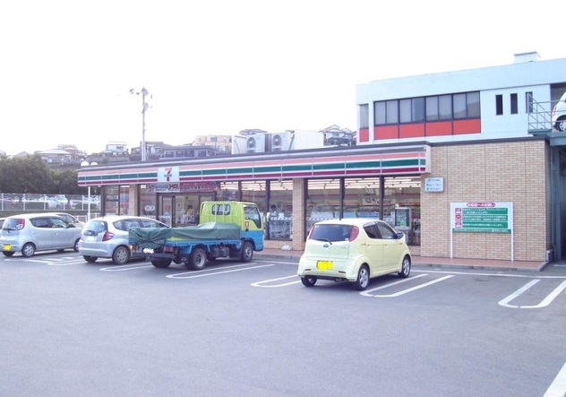 コンビニ　セブンイレブン 諫早多良見町店（コンビニ）まで375m