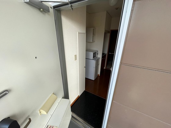 玄関　※別号屋の写真です