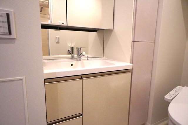 洗面設備　※写真は同タイプ住戸です。