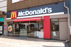 飲食店　マクドナルド 202原店（飲食店）まで1077m