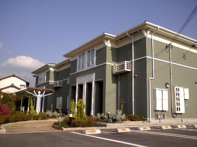建物外観　外観は落ち着いています
