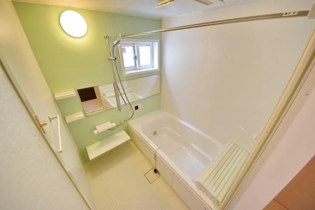 バス・シャワールーム　★追炊き・乾燥機付のきれいなバススペースです★