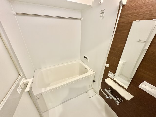 バス・シャワールーム　※写真と現況に相違がある場合は、現況を優先します。
