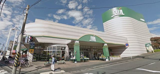 スーパー　Fuji上野川店（スーパー）まで413m