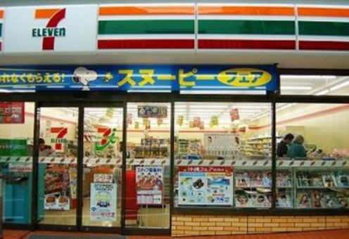 コンビニ　セブンイレブン田端3丁目店（コンビニ）まで222m
