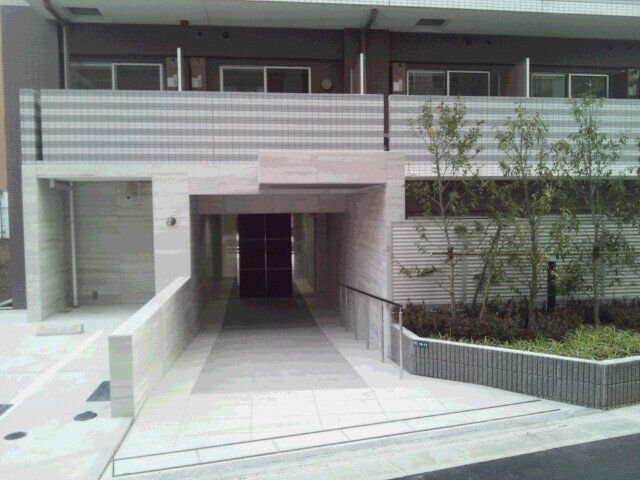 エントランス　エントランス