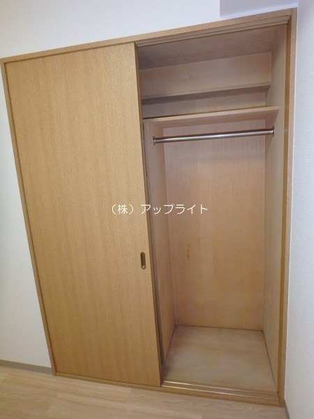 収納　クローゼット