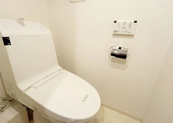 ＪＲ総武線 市ケ谷駅 徒歩6分 14階建 築12年のトイレ写真