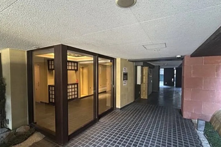 ＪＲ総武線 市ケ谷駅 徒歩6分 14階建 築12年の外観写真