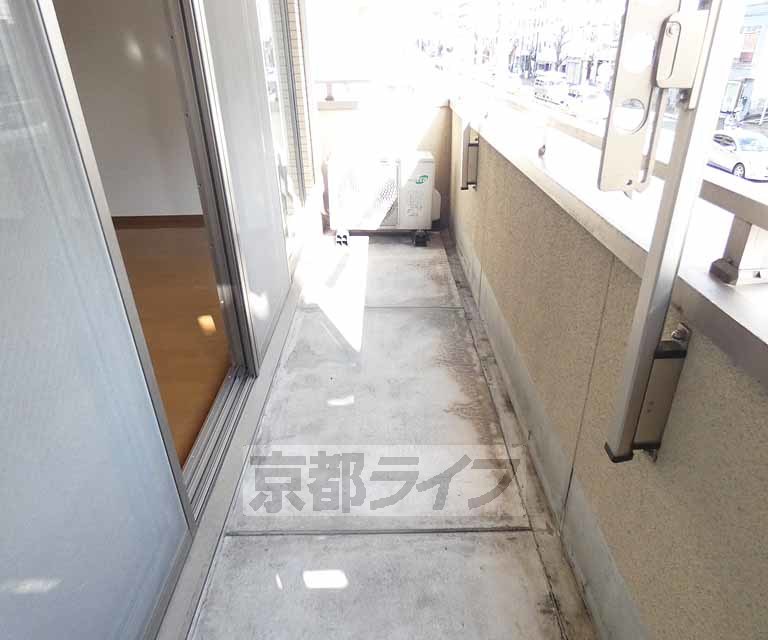 バルコニー　広くて住みやすい