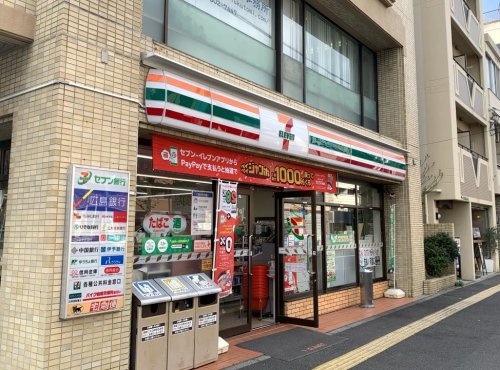 コンビニ　セブンイレブン白島中町店（コンビニ）まで388m