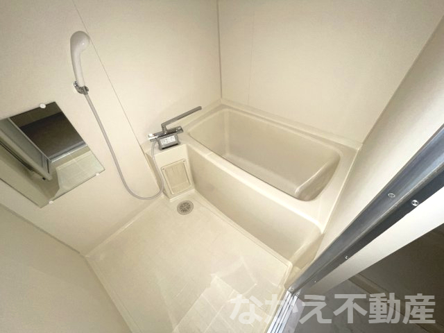 バス・シャワールーム　日々の疲れを癒すお風呂付です