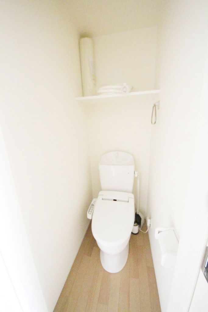 東京メトロ東西線 落合駅 徒歩3分 3階建 築9年のトイレ写真