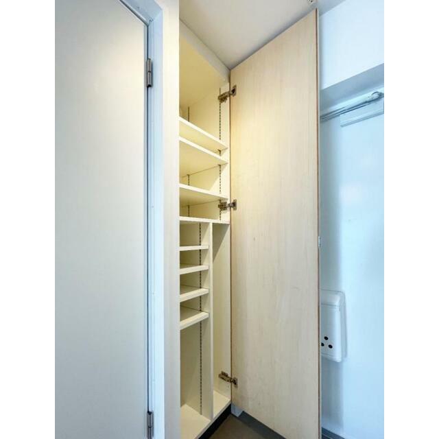 玄関　収納