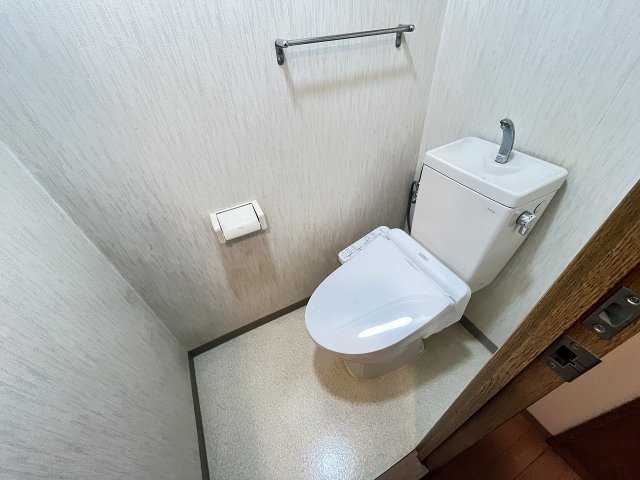 トイレ　シンプルで使いやすいトイレです