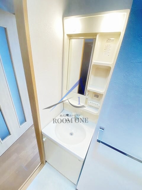 洗面設備　洗面台です。