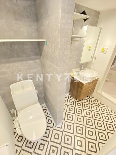 トイレ　落ち着いたトイレです
