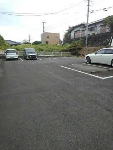 駐車場　駐車スペースもあります