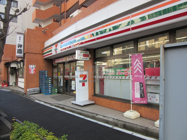 コンビニ　セブンイレブン江戸川橋店（コンビニ）まで123m
