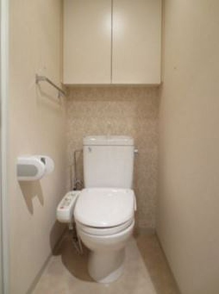 アビテ市ヶ谷仲之町のトイレ写真