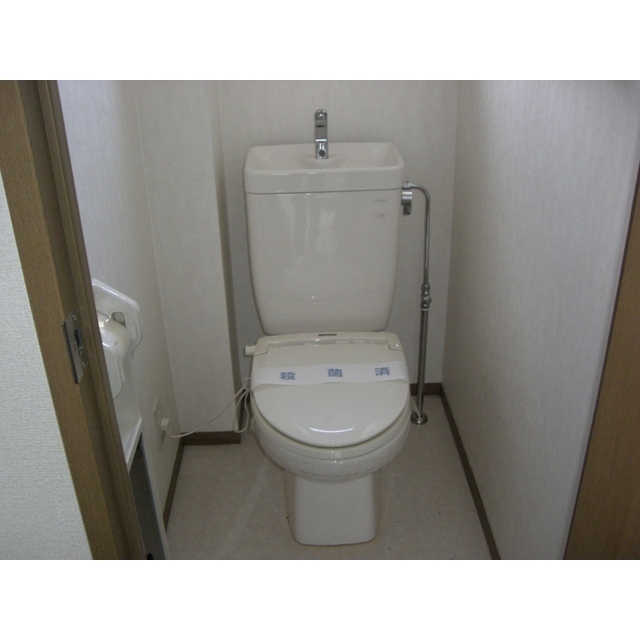 ハイカムール大北 B棟のトイレ写真