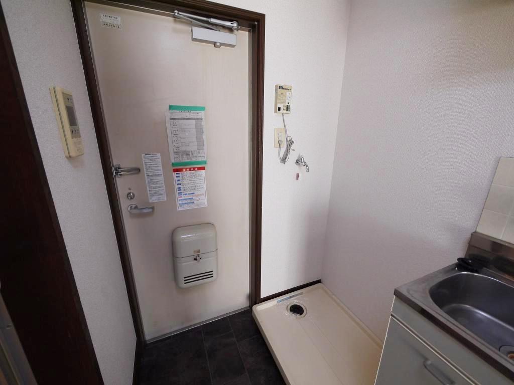 ハイツカタヒラの玄関写真