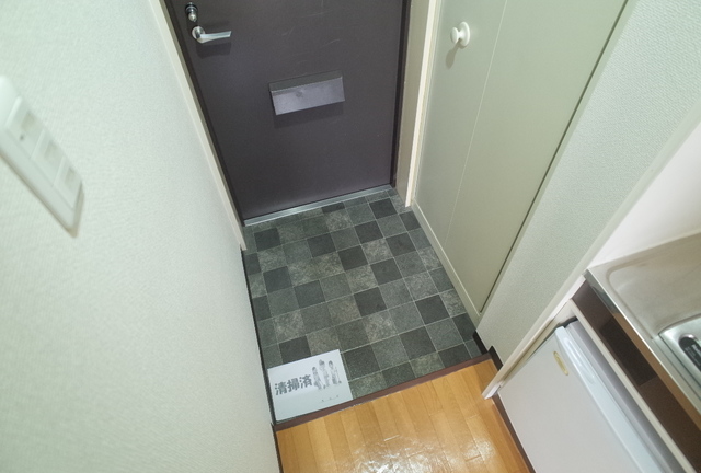 ジョイフル西宮北口1の玄関写真