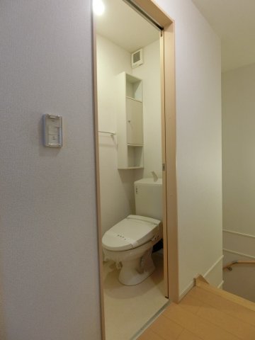 ＪＲ境線 後藤駅 徒歩11分 2階建 築13年のトイレ写真