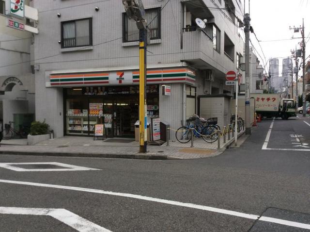 コンビニ　セブンイレブン中野弥生町2丁目店（コンビニ）まで438m