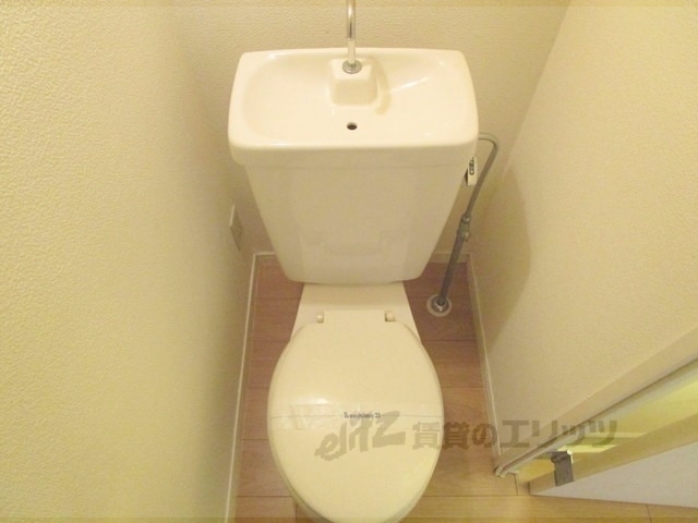 レオパレスLineのトイレ写真