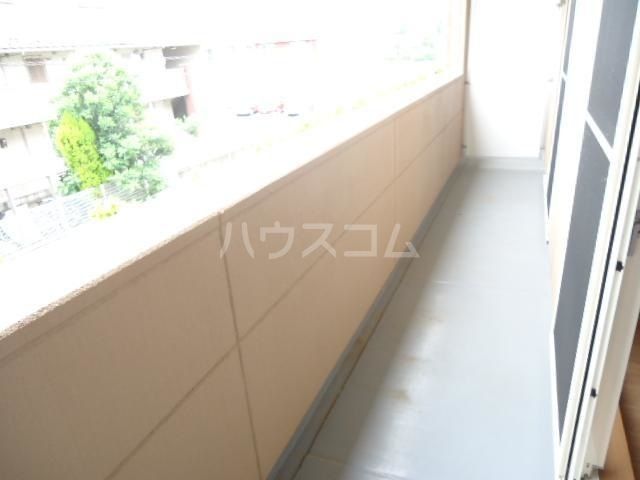メトロイドIIの内装写真