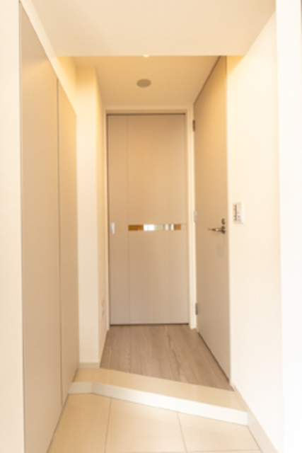 玄関　※写真は同タイプ住戸です。
