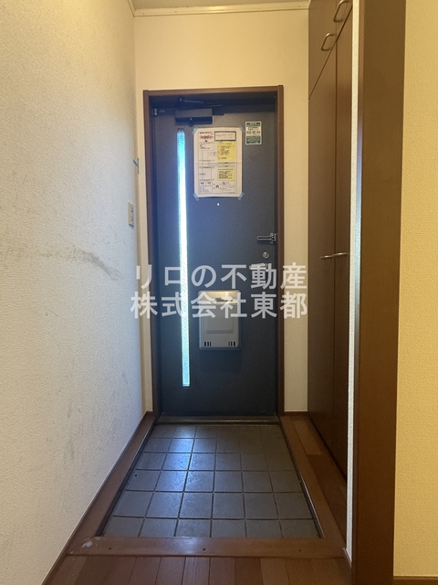 玄関　すっきりシンプルな玄関スペースです！