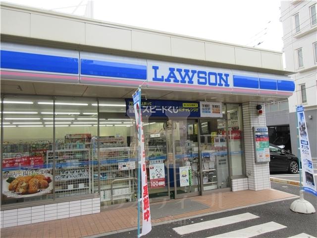 コンビニ　ローソン 板橋高島通り店（コンビニ）まで298m