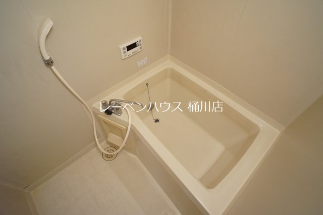 バス・シャワールーム　レーベンハウス桶川店へ　048-787-5511